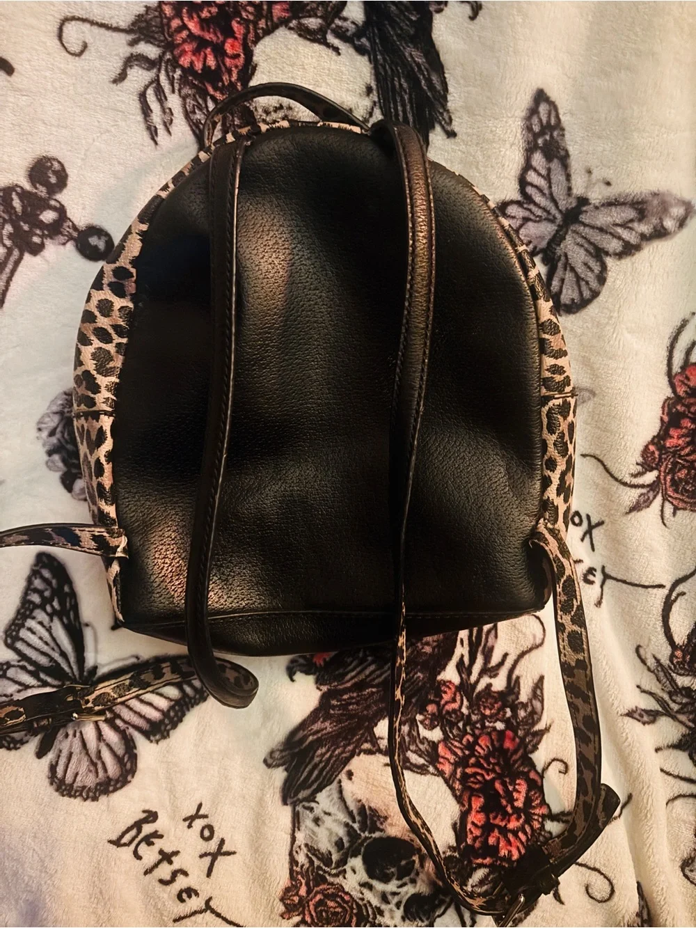 ♠️Kate Spade leopard trim backpack